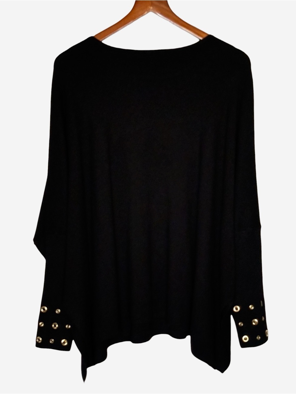 Chicos Black Grommet Detail Poncho Sweater Size L/XL Soft Boxy Knit $129 - Picture 4 of 9